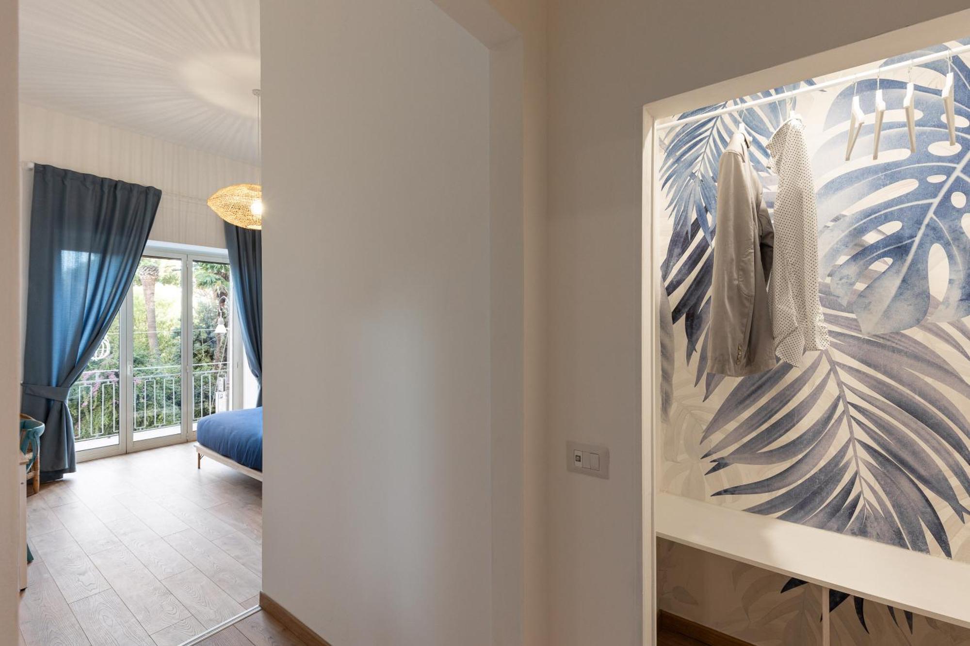 B&B Vitruvio Suites Формія Екстер'єр фото