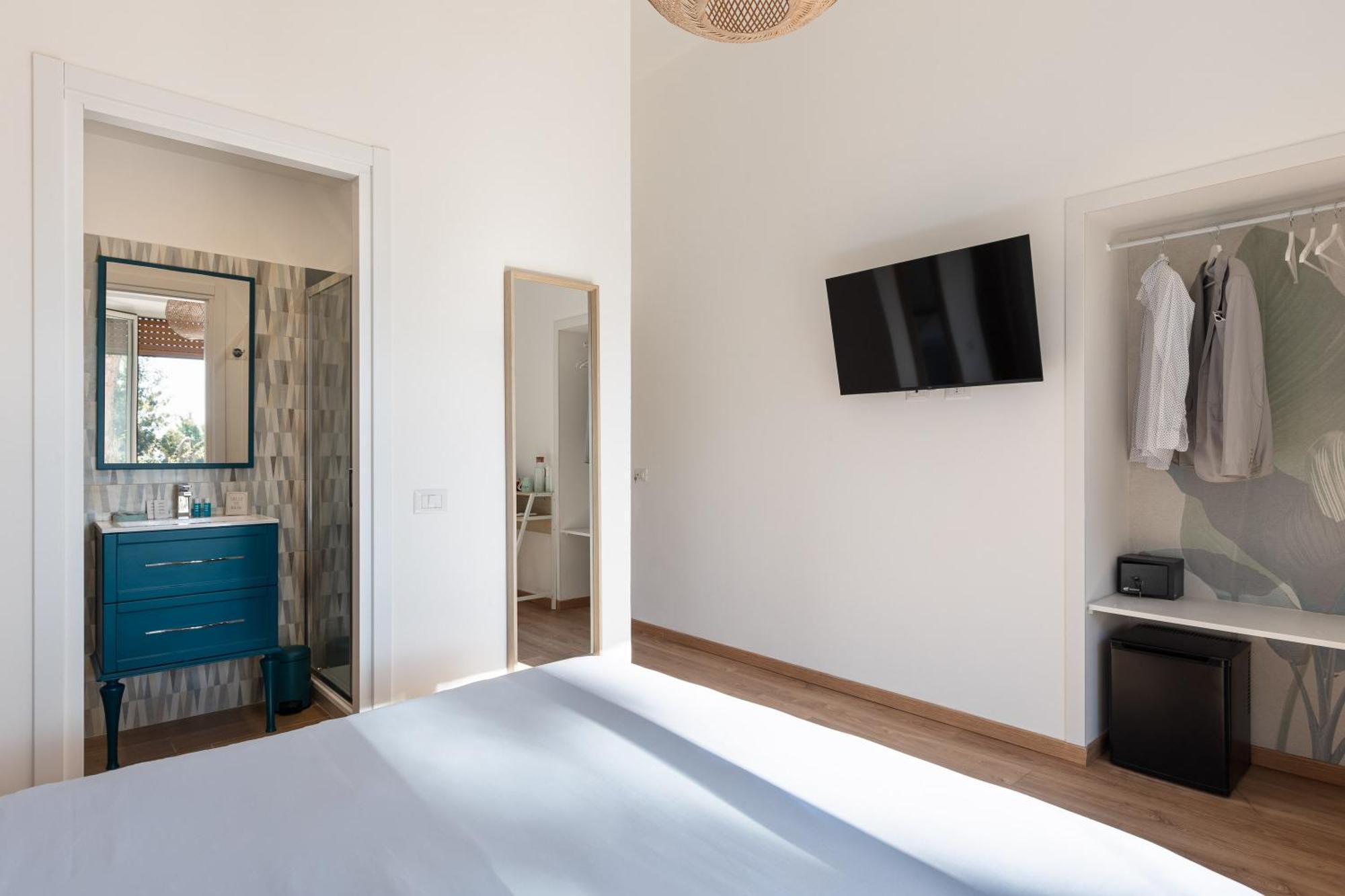 B&B Vitruvio Suites Формія Екстер'єр фото